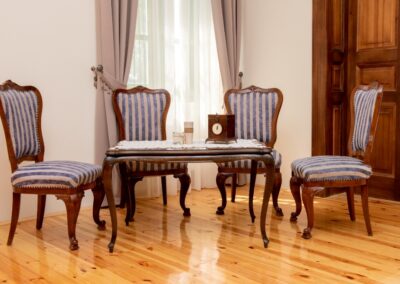 Bezerédy-terem, társalgó - Balogh–Esterházy-kastély